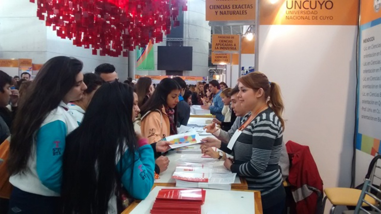 imagen La FCEN en la Expo Educativa 2014