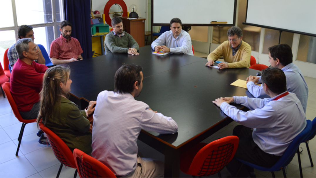 imagen Visita de representantes de Holcim S.A. a la Facultad