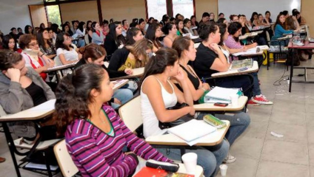 imagen Se aprobaron 17 becas de ayuda económica para estudiantes de las Sedes Departamentales