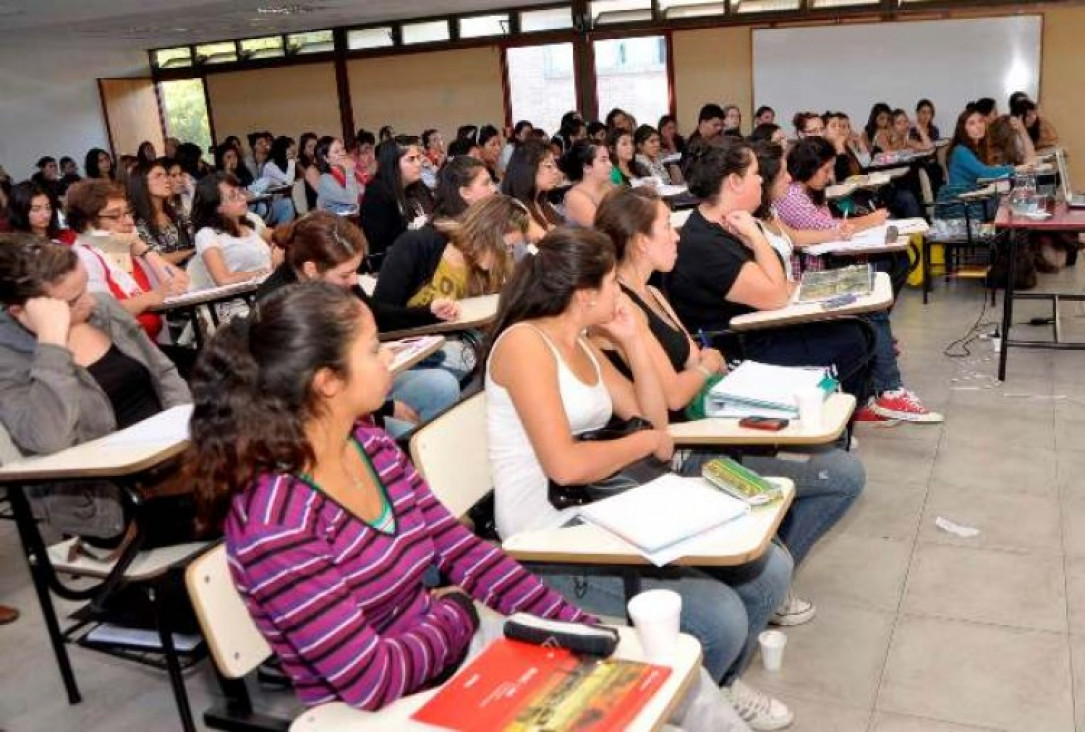 imagen Se aprobaron 17 becas de ayuda económica para estudiantes de las Sedes Departamentales