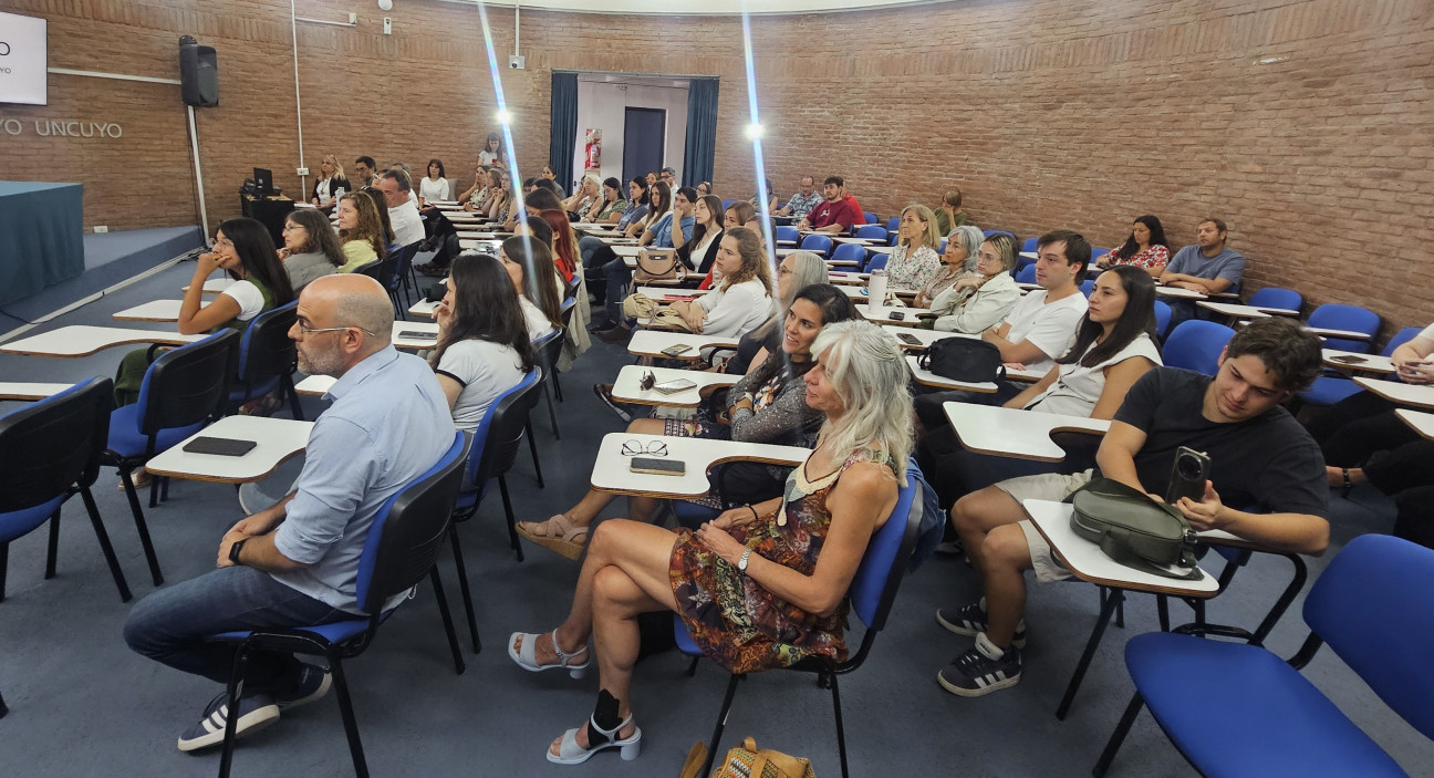 imagen Investigadoras y docentes de la FCEN lideran proyectos de cooperación internacional 