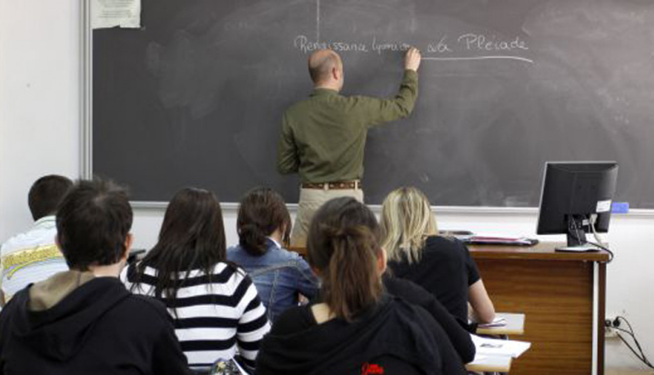 imagen Convocatoria Docente para cubrir DOS (2) cargos de hasta Profesor Titular con Dedicación Simple, en el Área de Biología