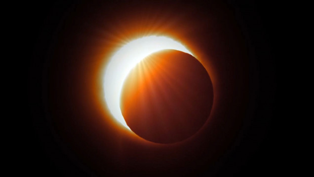 imagen "No tendremos un eclipse solar total en el mismo lugar hasta dentro de 360 años"
