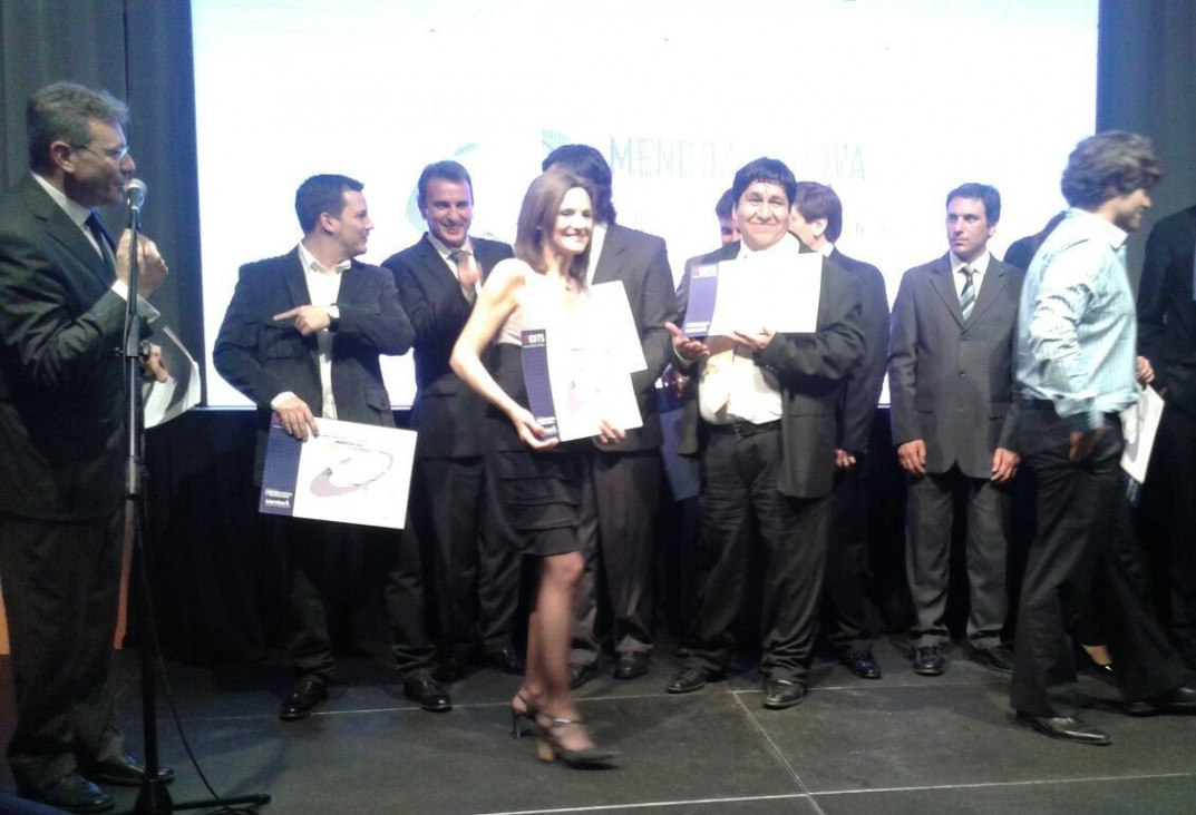 imagen Docentes de la FCEN premiados en el "Mendoza Innova 2014"