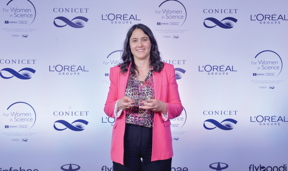 imagen La doctora Melisa Olave recibió una Mención en la categoría Beca del 17º Premio Nacional L’Oréal-UNESCO "Por las Mujeres en la Ciencia"