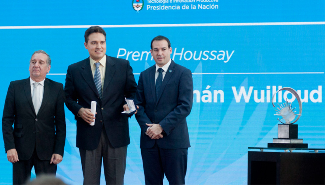 imagen Entregaron el Premio Houssay al Dr. Rodolfo Wuilloud, docente e investigador de la Facultad