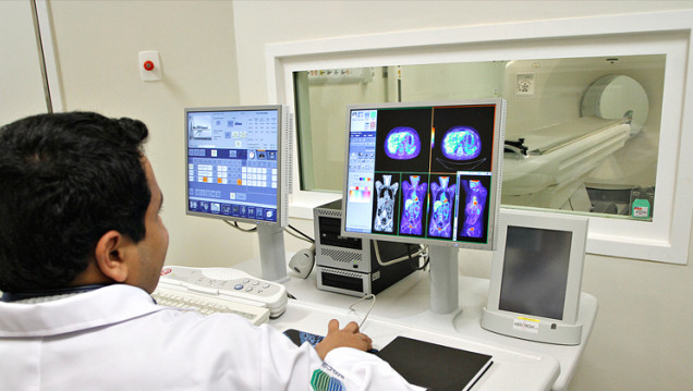 imagen Charla abierta: Papel del científico en el diagnóstico médico utilizando imágenes adquiridas con radiación